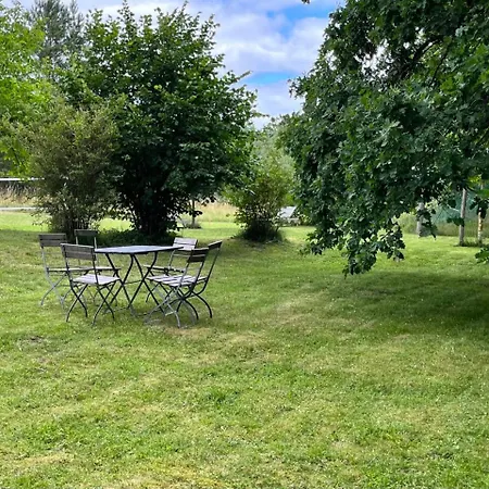 Landbahnhof Buschhof 1 Og, Mit Gartensauna Schwarz