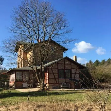 Alter Bahnhof Buschhof - Ferienwohnung 1 Og Apartamento *