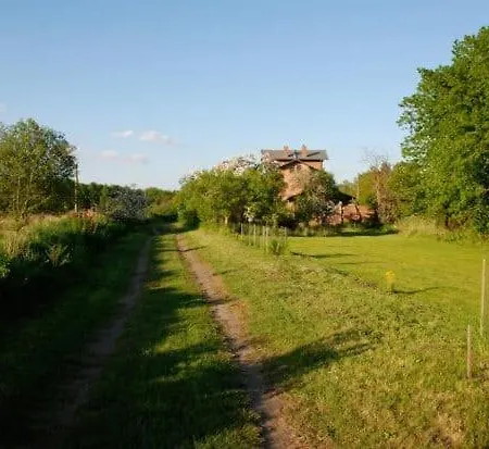 Apartamento Alter Bahnhof Buschhof - Ferienwohnung 1 Og Schwarz (Mecklenburgische Seenplatte)
