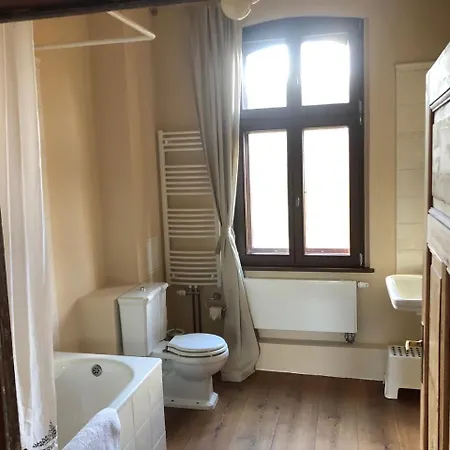 Alter Bahnhof Buschhof - Ferienwohnung 1 Og Apartamento Schwarz (Mecklenburgische Seenplatte)