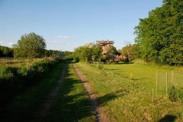 Apartamento Landbahnhof Buschhof 1 Og, Mit Gartensauna Schwarz (Mecklenburgische Seenplatte)