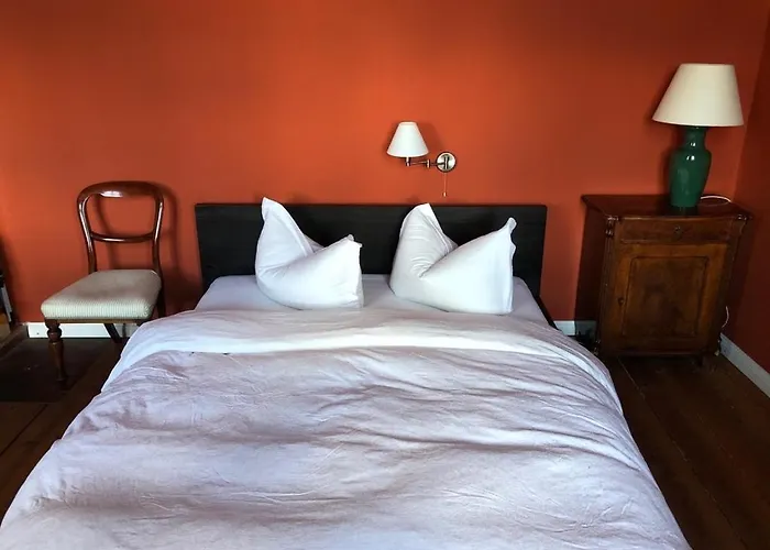 Landbahnhof Buschhof 1 Og, Mit Gartensauna *