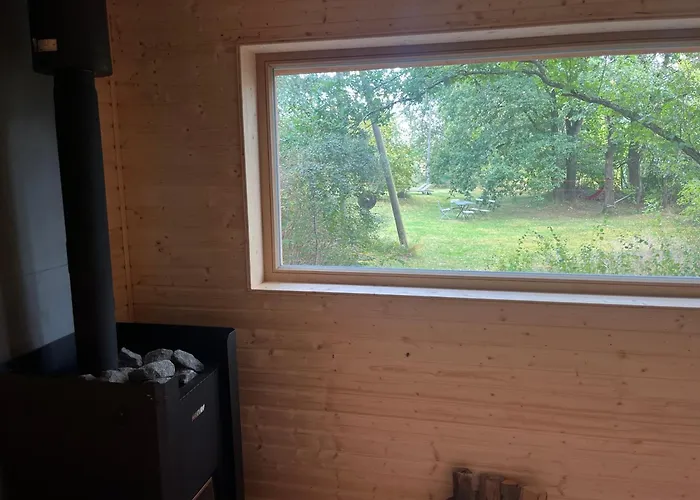 Landbahnhof Buschhof 1 Og, Mit Gartensauna