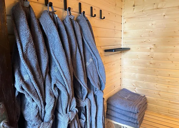 Landbahnhof Buschhof 1 Og, Mit Gartensauna